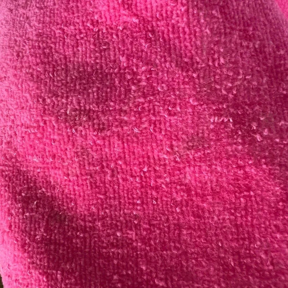 JC Penneys Vintage Hot Pink Floral Pansy Fringed Terry Cloth Bath Towel Retro